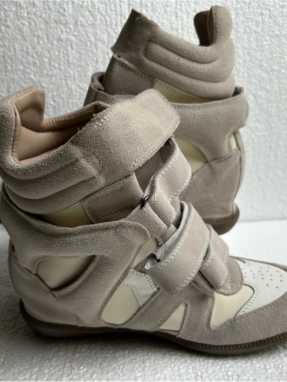 Isabel Marant Beige and Cream Suede Wedge Sneaker Boots 42. 10.5 US